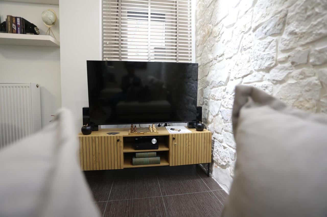 La Larissa Luxury Apartments Thetis Экстерьер фото